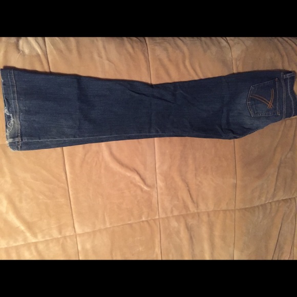7 For All Mankind Flared Jeans - Picture 5 of 5